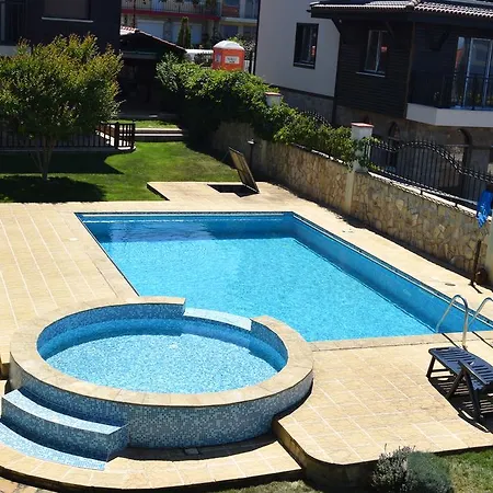 Paradise Bay Σωζόπολη