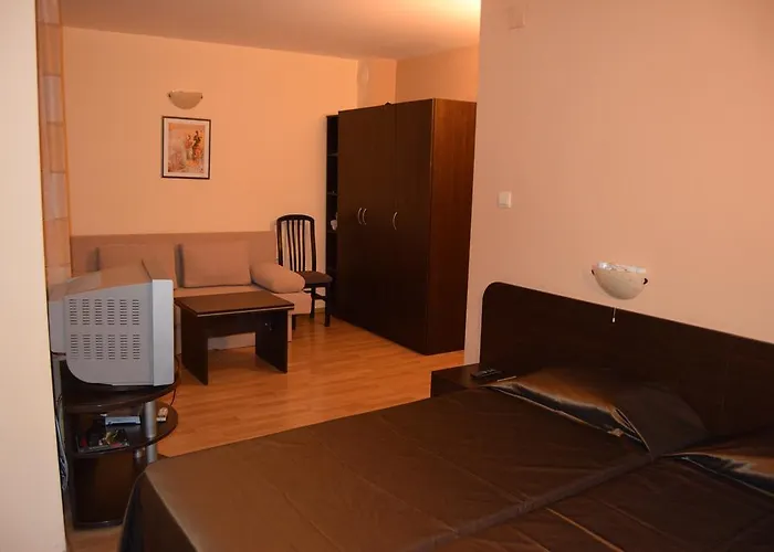 Луксозна вила парадайс бей *